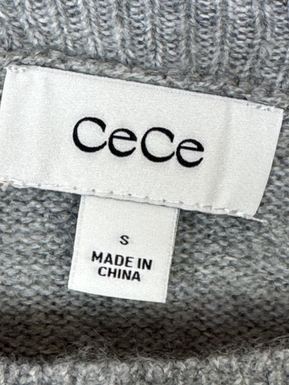 CeCe Valentine’s Crew Neck Elbow Hearts  Sweater‎ Size Medium Gray - Picture 9 of 11